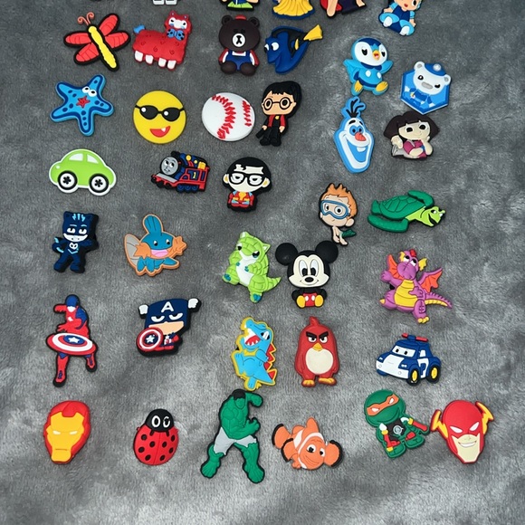 Assorted Croc Jitbitz - Picture 4 of 5